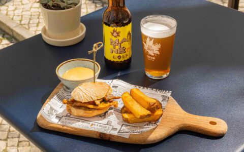 Brindis por los Santos Populares